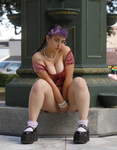 Bubble Butt Venus Holiday Cake