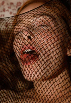 Jia lissa in mesh tards 08