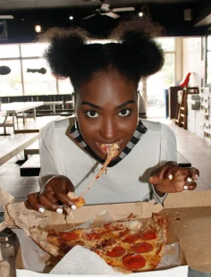 Kelsey jones miami pies 02