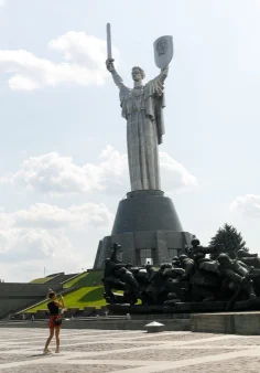 Marcela gaona motherland monuments 05