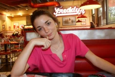 Hannah tarley skinny fries 01