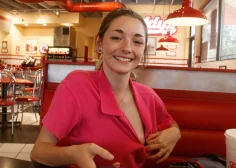 Hannah tarley skinny fries 06