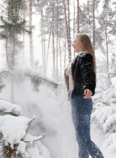 Lida nowak snow is quiet 03