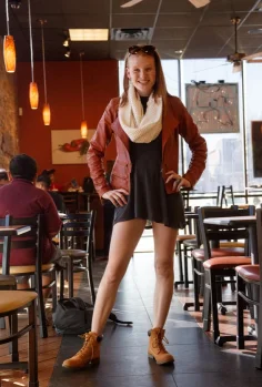 Abby vissers subway blows 01