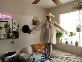 Chaney gunn web of love i 01